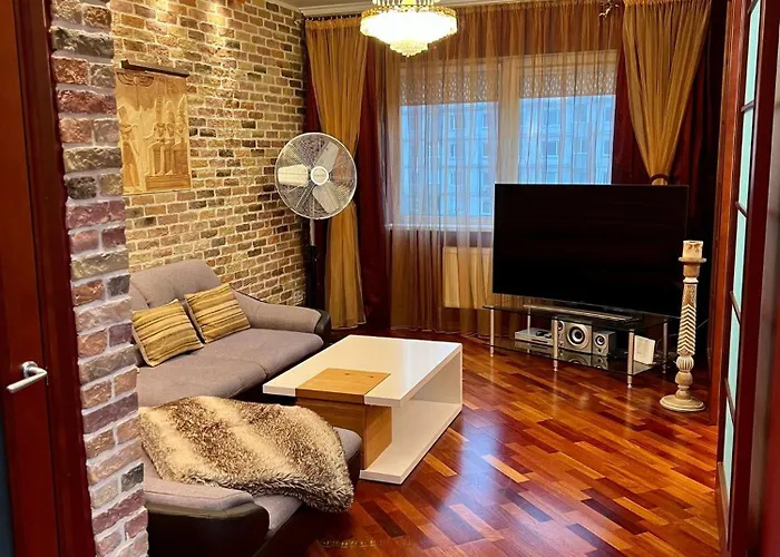 Exclusive Golden Sands