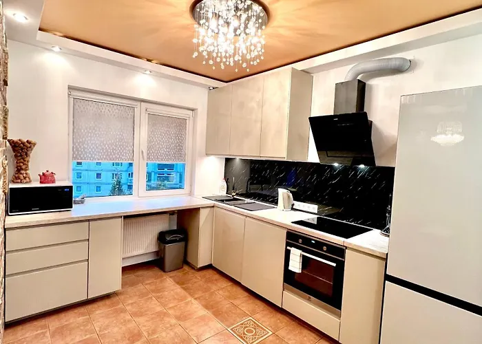 Exclusive Golden Sands