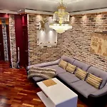 Exclusive Golden Sands *